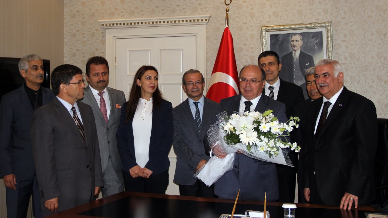 176. yılda 176. Müşteriye hediye