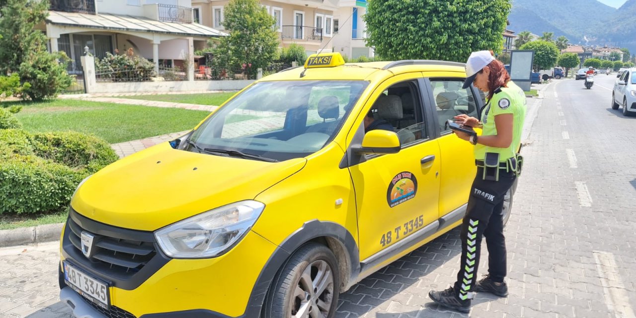 Fethiye'de taksicilere yönelik denetim yapıldı
