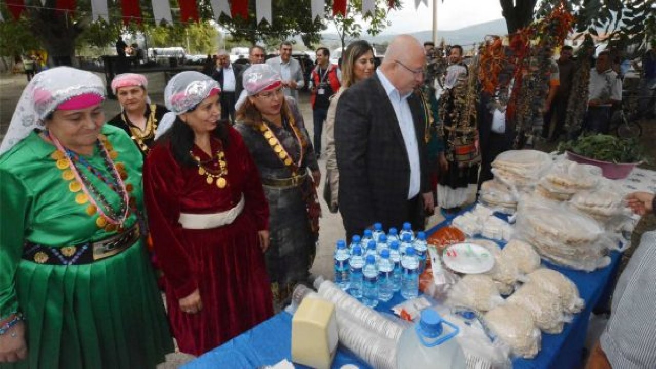 Yeşilyurt’un yöresel ürünleri şenlikte tanıtıldı