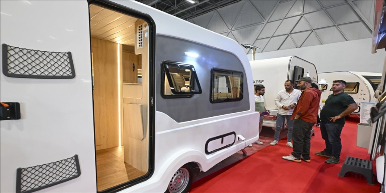 Karavanların ve tekerlekli mobil evlerin fuarı kapılarını açtı