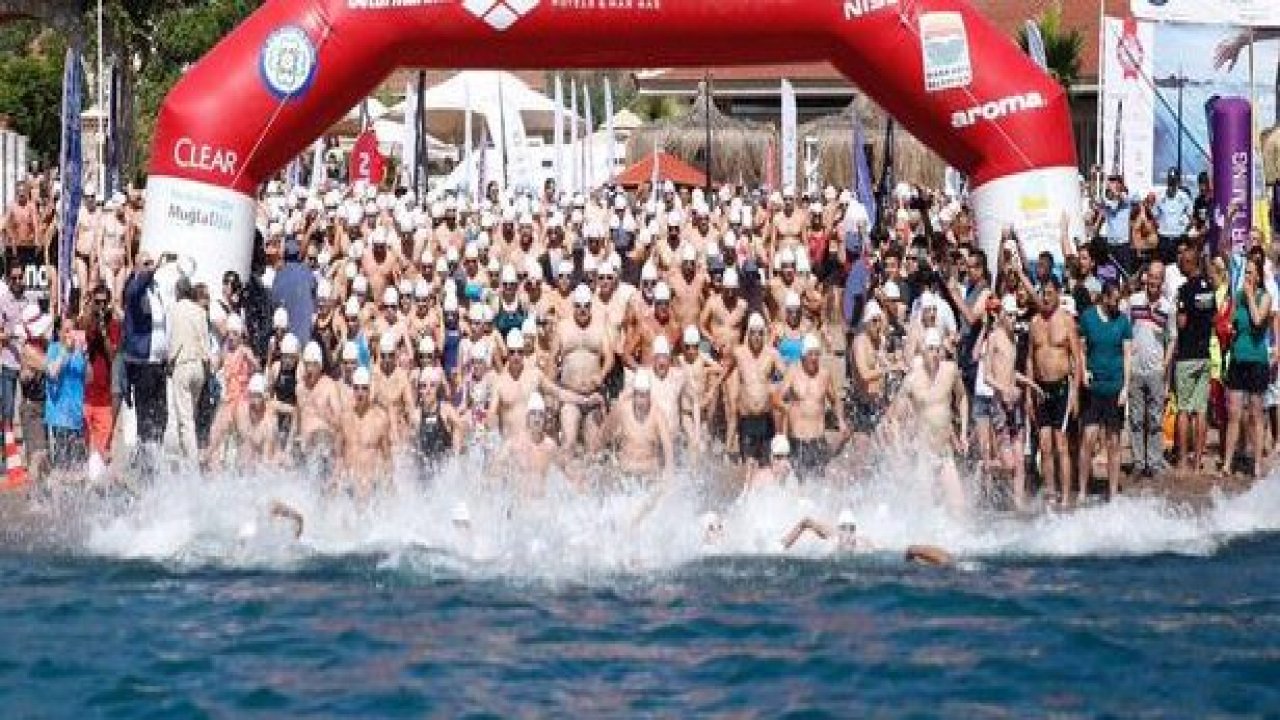 Aquamasters Yüzme Şampiyonası 6-8 Ekim’de