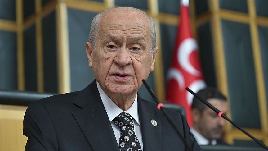 Bahçeli: MHP yeni anayasa için 100 maddelik teklif metniyle hazır
