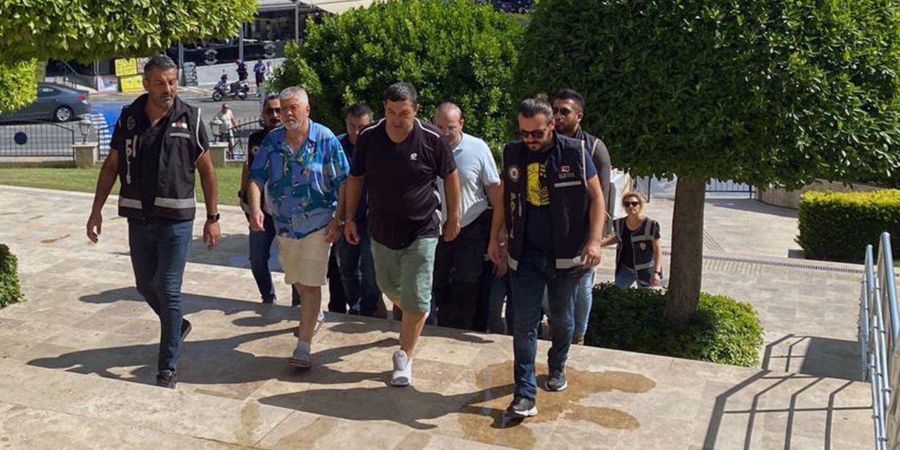 MARMARİS'TE YAKALANAN 9 FETÖ/PDY ŞÜPHELİSİ TUTUKLANDI