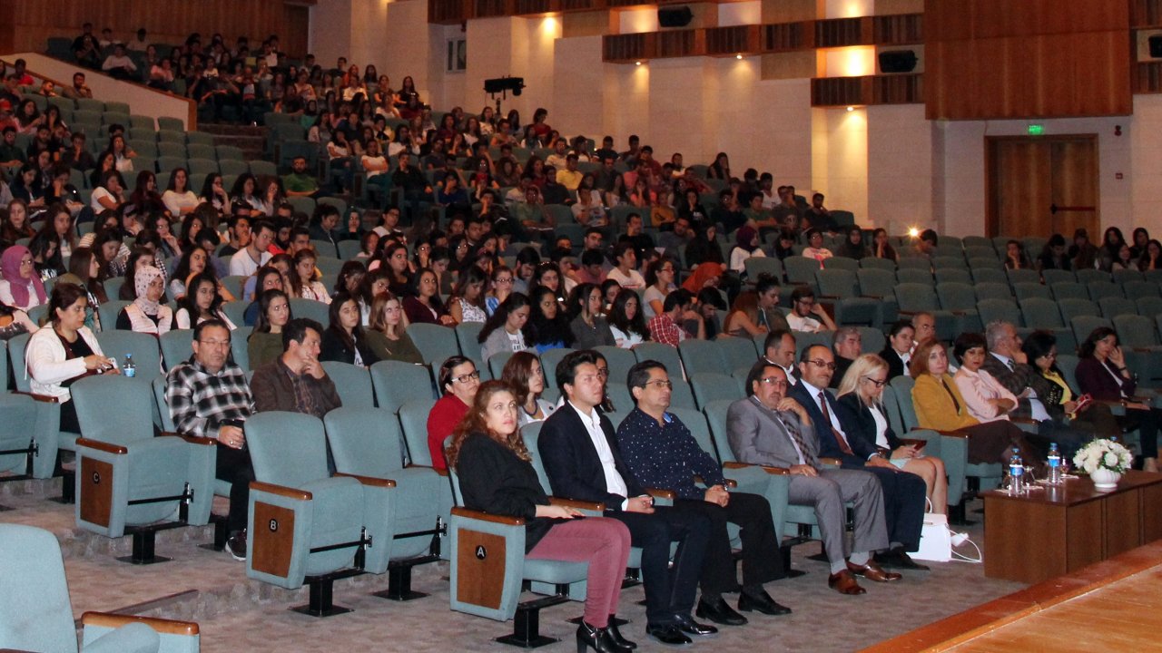 Genç Üniversitelilere ilk ders 15 Temmuz