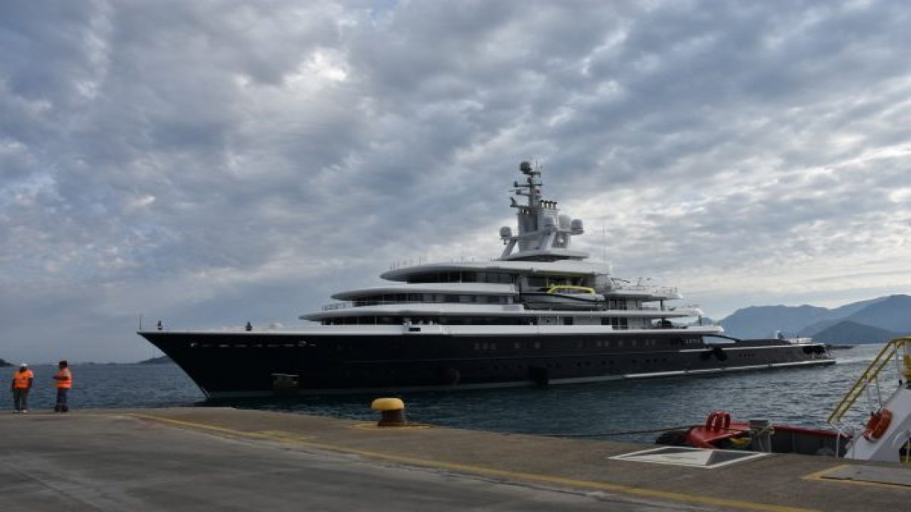 Rus iş adamının lüks yatı Marmaris'te