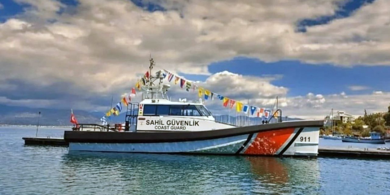 Sahil Güvenlik botları ziyarete açıldı