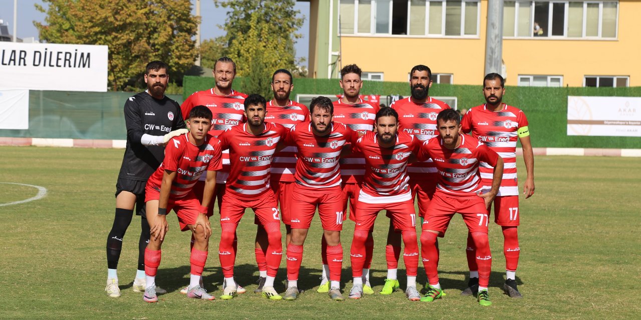 Döşemealtı futbol takımı Muğla deplasmanına hazırlanıyor