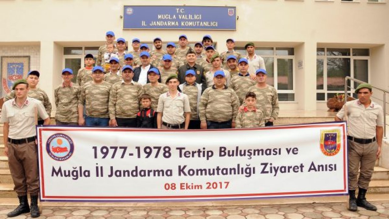 19 yıl sonra tekrar içtimaya çıktılar