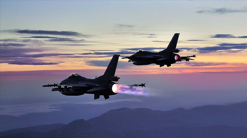 Irak'ın kuzeyinde terör örgütüne ait 12 hedef imha edildi