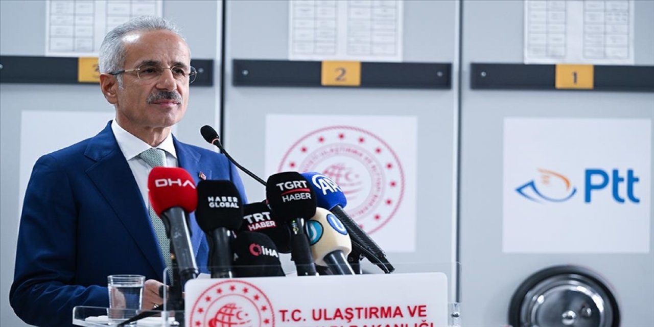 Bakan Uraloğlu: "Cumhuriyetin 100. Yılı'na Mektup Kampanyası"nda Cumhurbaşkanlığı makamına 195 mektup teslim edilecek