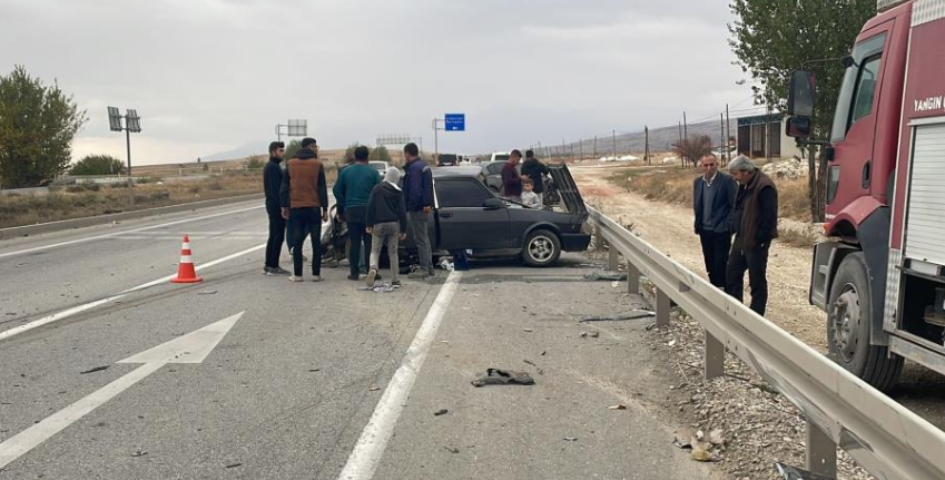 Feci kaza! 1 ölü, 4 yaralı