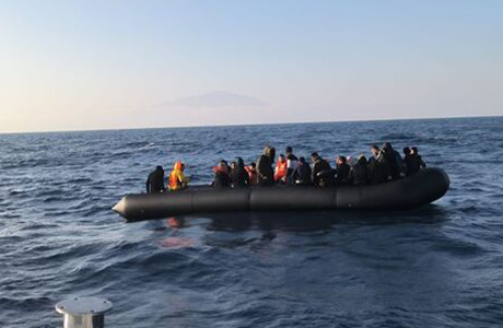 37 düzensiz göçmen kurtarıldı