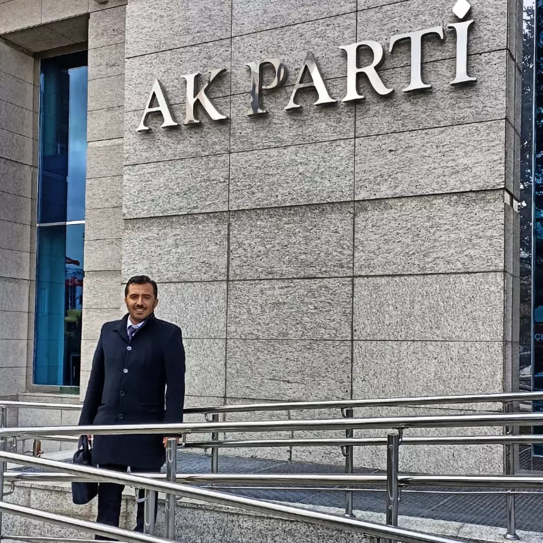 EĞİTİMCİ ŞAHİN A. ADAYLIĞINI AÇIKLADI