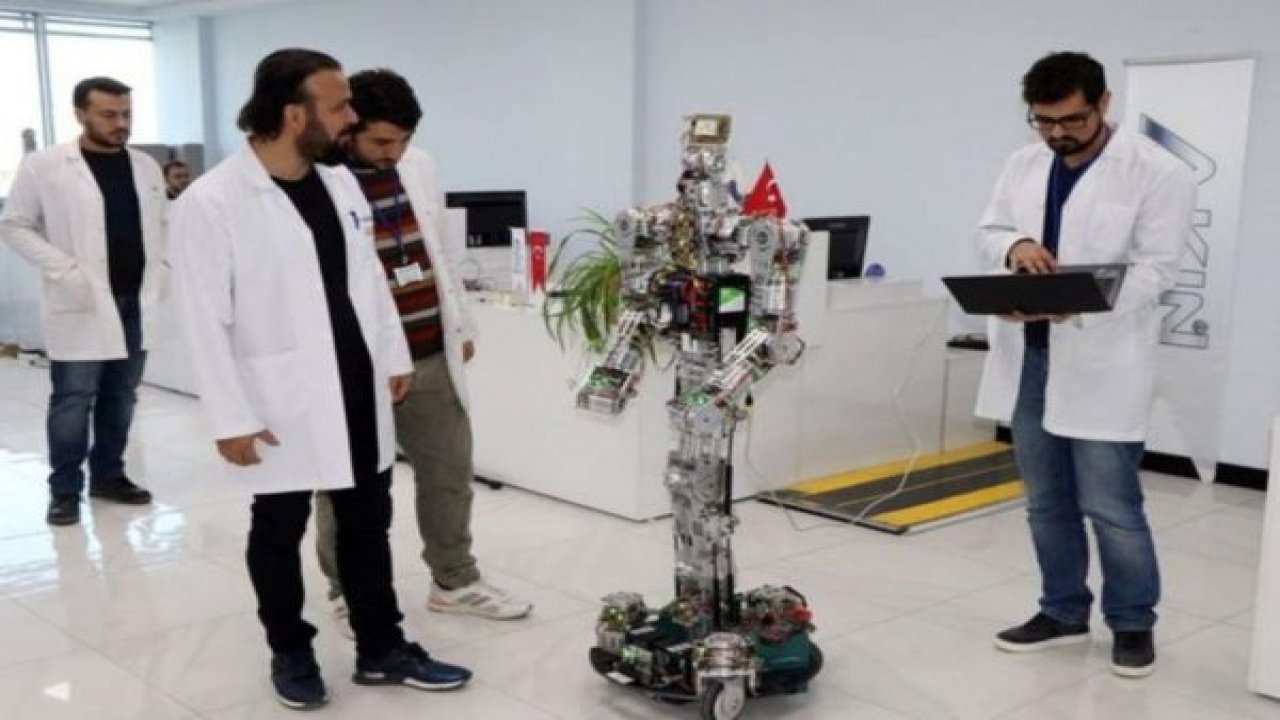 Milli insansı robot seri üretime başladı