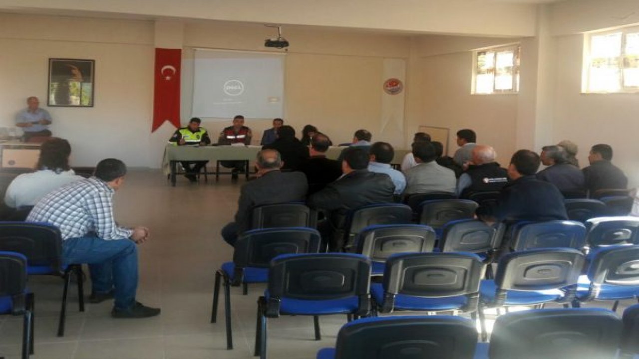 Okul servis şoförlerine seminer