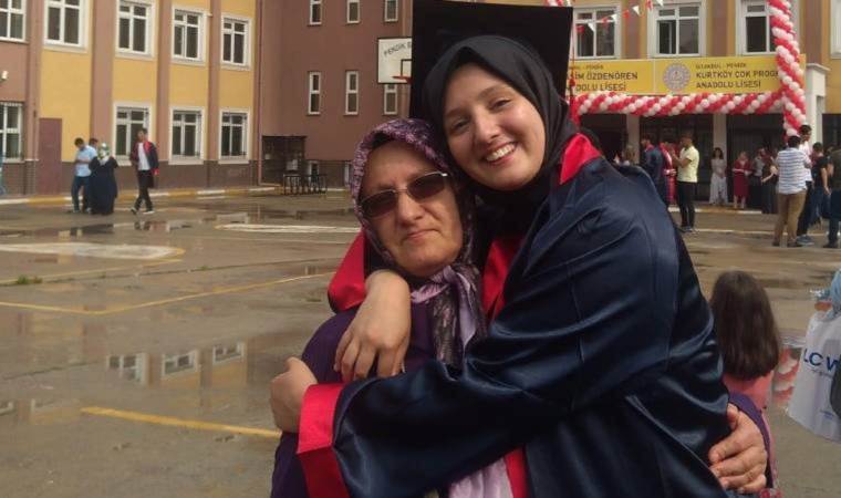 Evinin önünde vurulmuş halde bulundu!