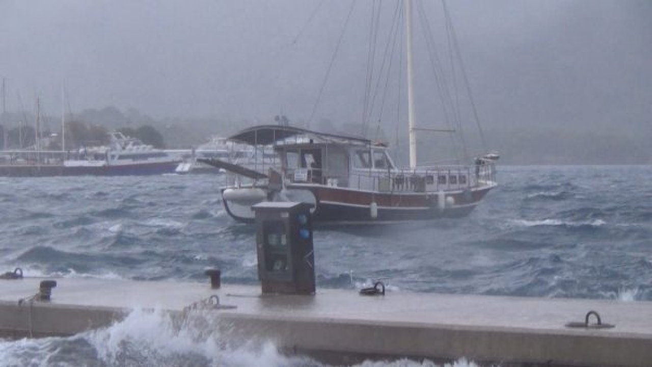 Muğla'da sağanak yağış