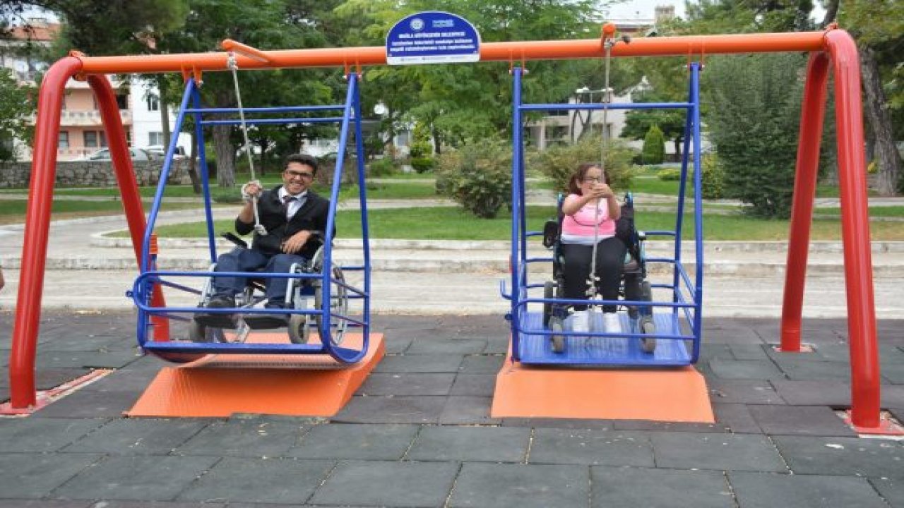 Parklara engelsiz salıncak