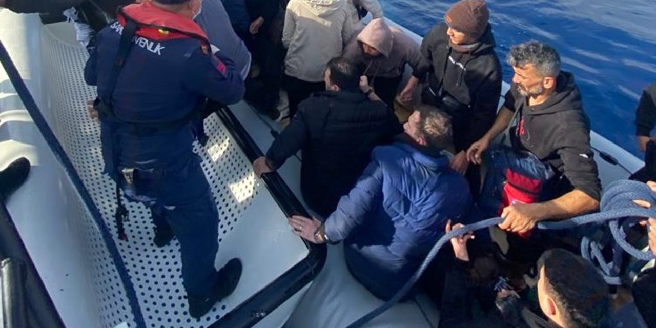 Marmaris’te 39 düzensiz göçmen kurtarıldı