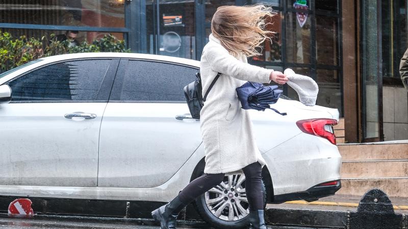 Soğuk ve yağışlı hava hafta sonu da sürecek mi? Yeni haftada hava nasıl olacak? İşte detaylar...