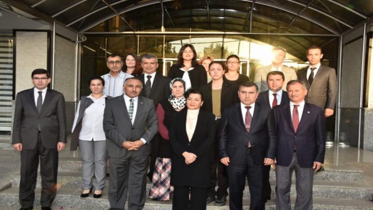 Civelek, İş-Kur’da incelemelerde bulundu