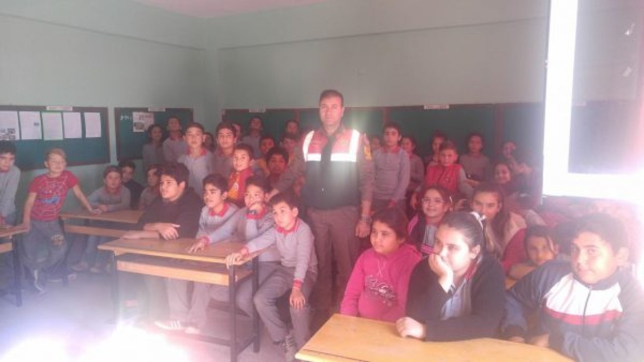 Trafik kurallarını öğrendiler