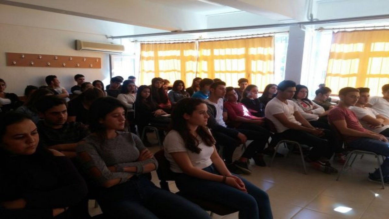 Polislik mesleği anlatıldı