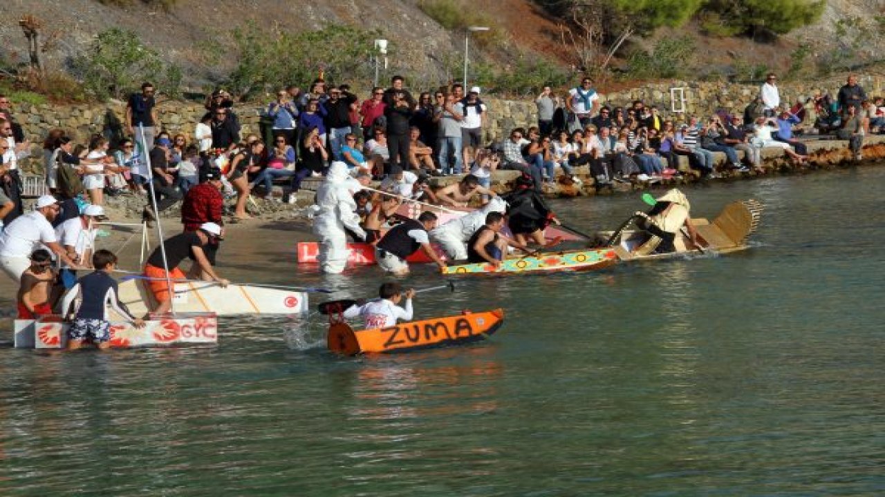 Kontrplak tekneler yarıştı