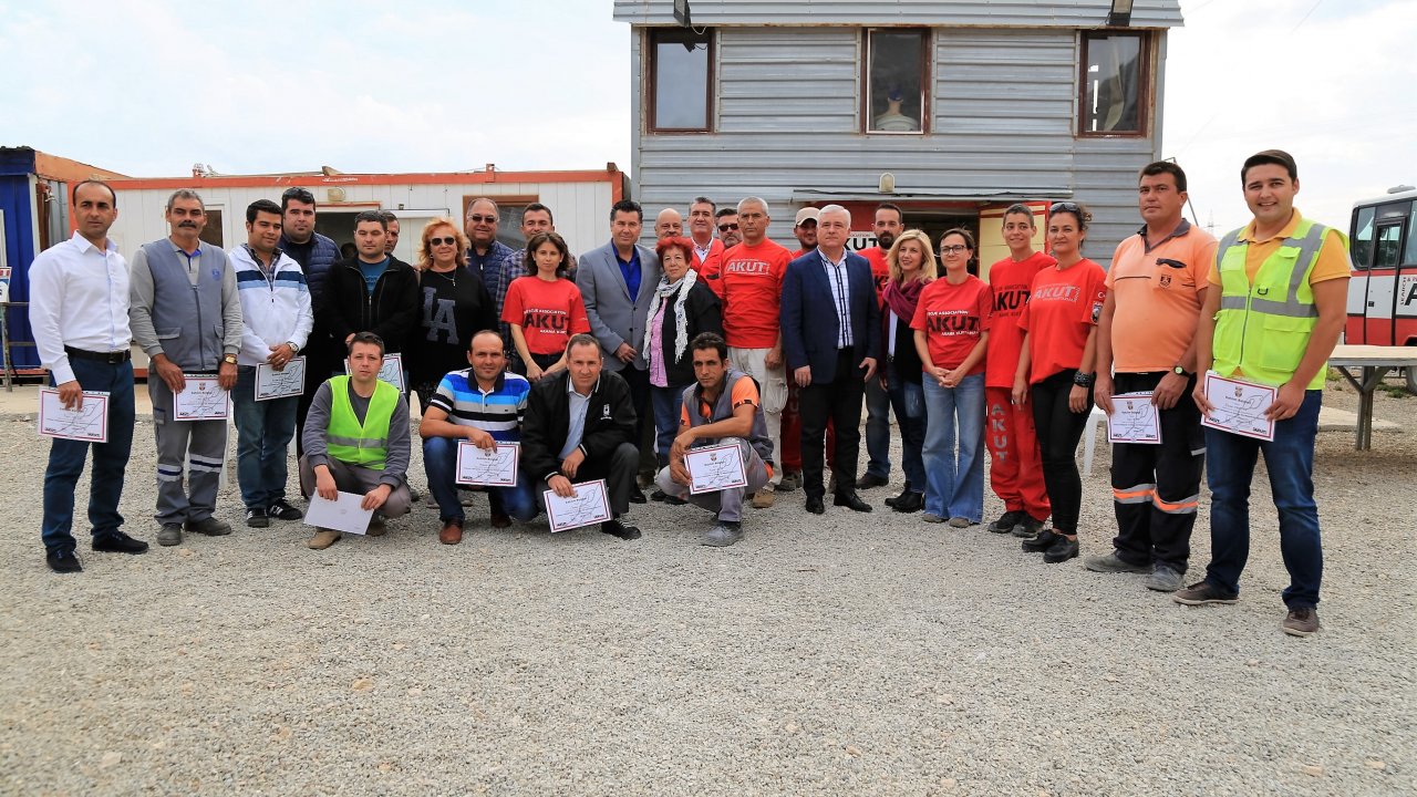 Başkan Kocadon AKUT Bodrum’un binasını inceledi