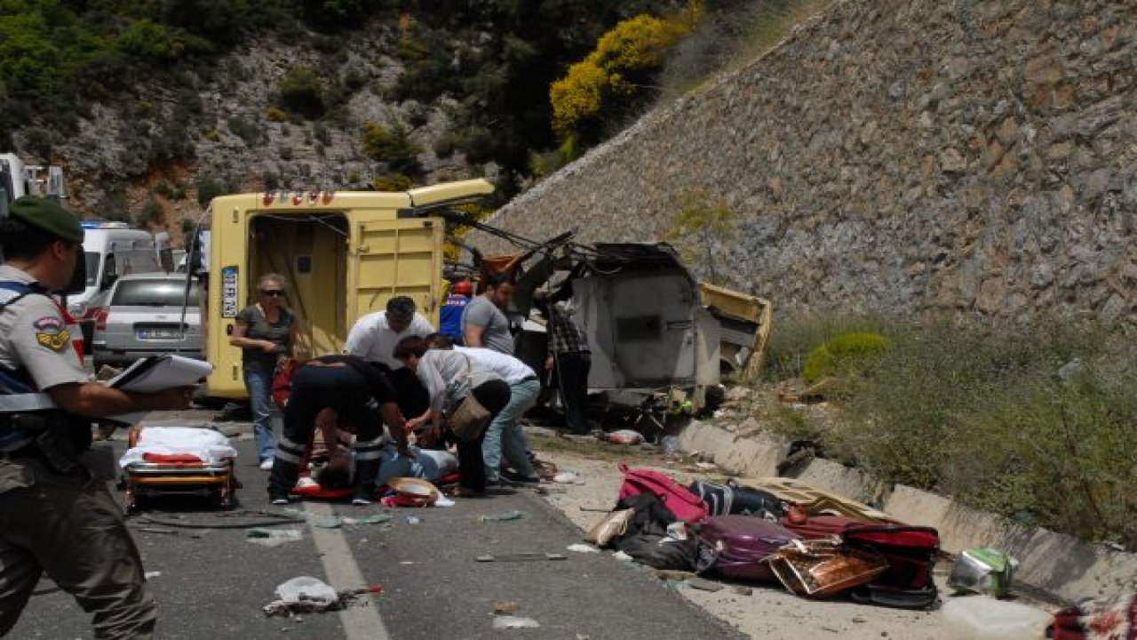 24 KİŞİNİN ÖLDÜĞÜ KAZADA ŞOK BİLİRKİŞİ RAPORU