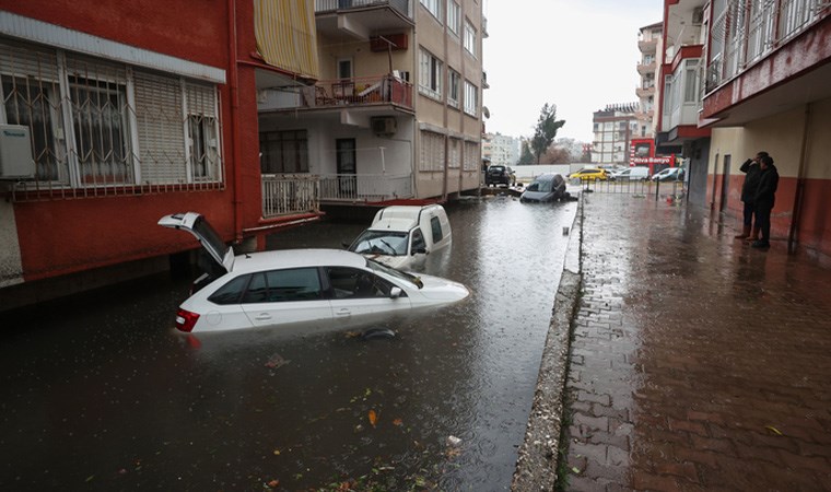 AFAD açıkladı: 3 bin 862 binayı su bastı