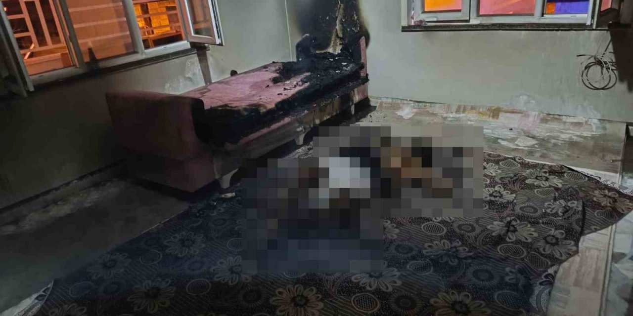 Yaşlı adam odasında çıkan yangında öldü