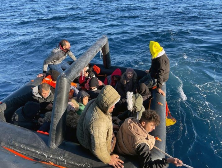 Datça’da 61 düzensiz göçmen kurtarıldı