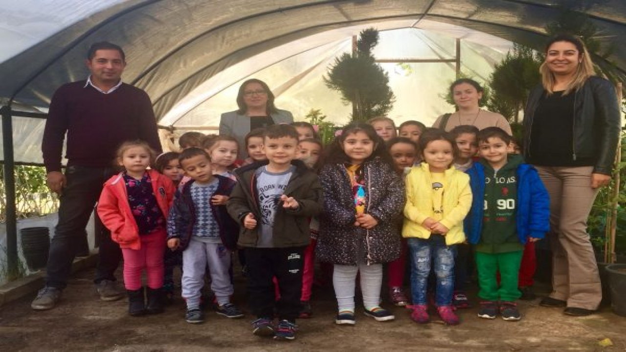 Minikler Kendi Çiçeklerini Yetiştirecek