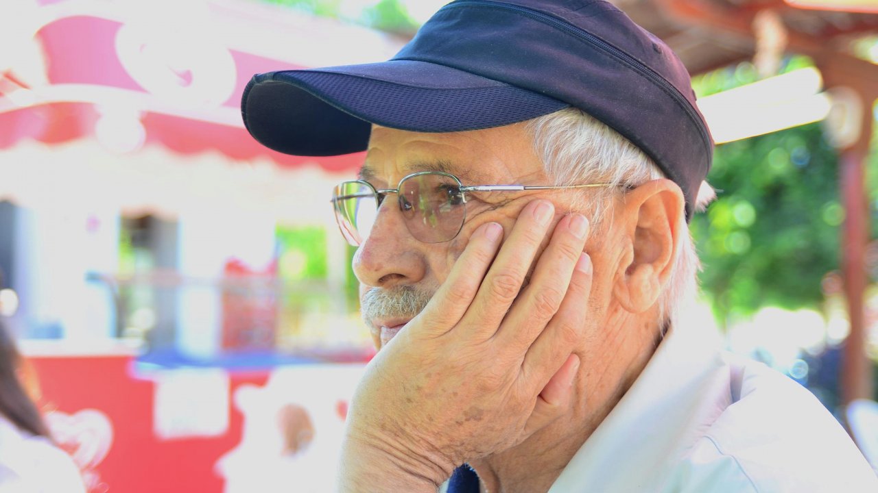 Gazeteci Tetik yaşamını yitirdi