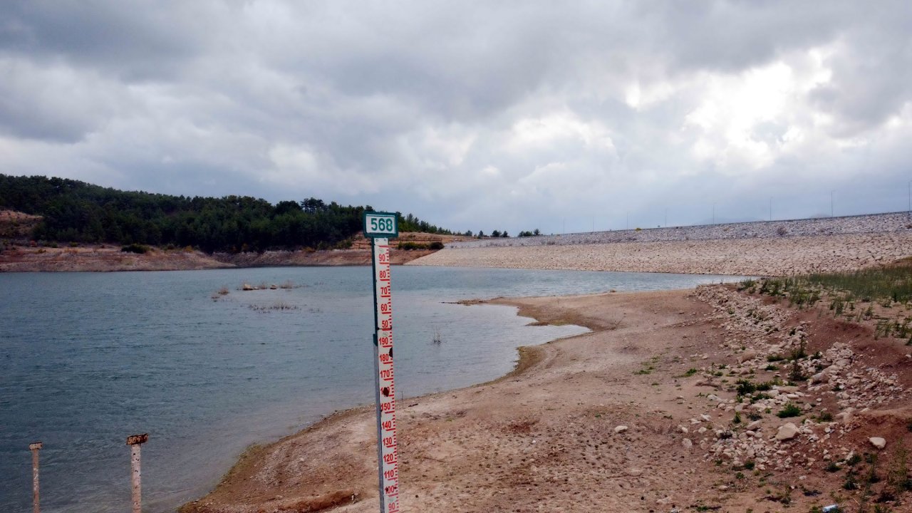 Barajlarda su seviye düştü