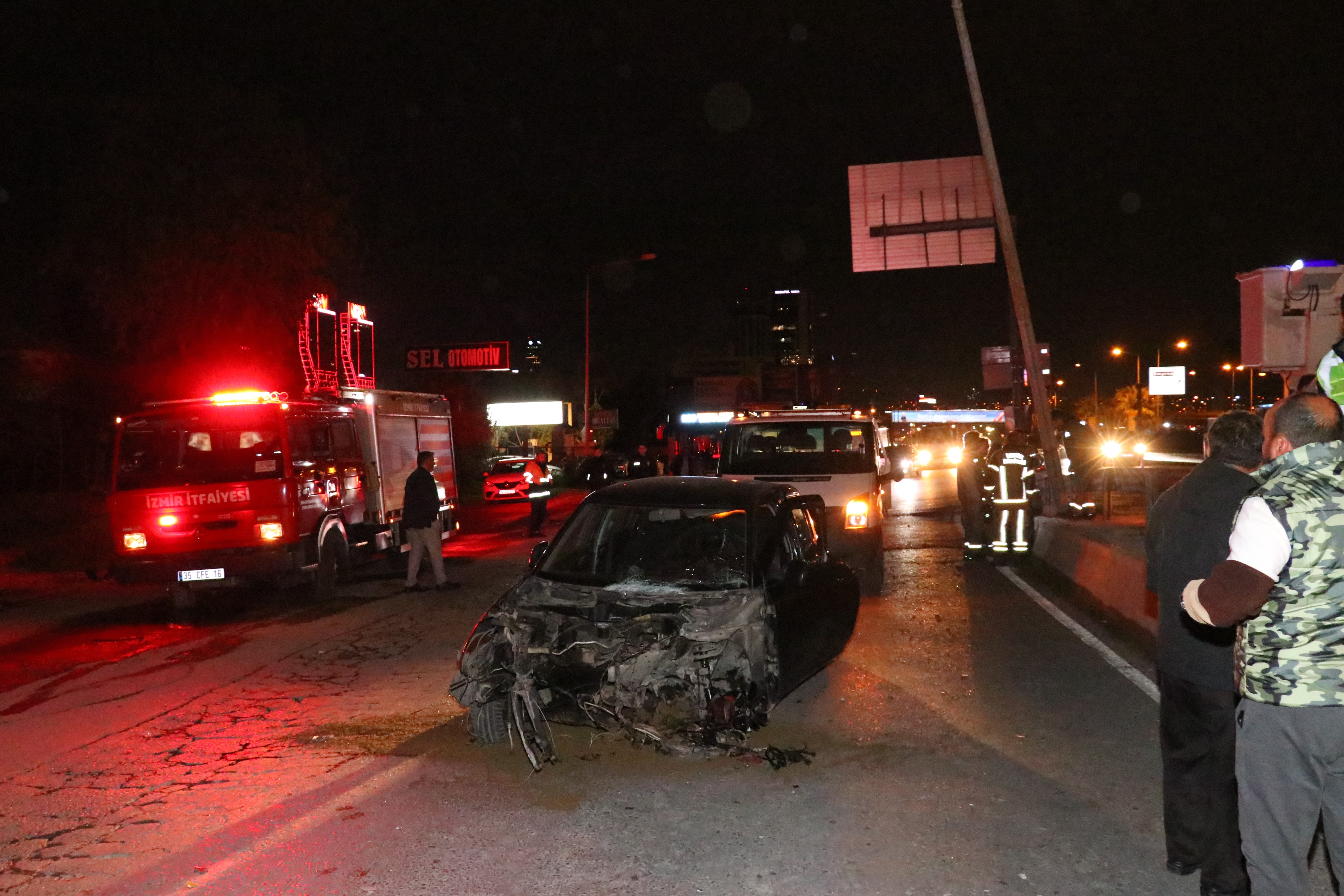 Önce refüje çarptı sonra taklalar attı hayatını kaybetti