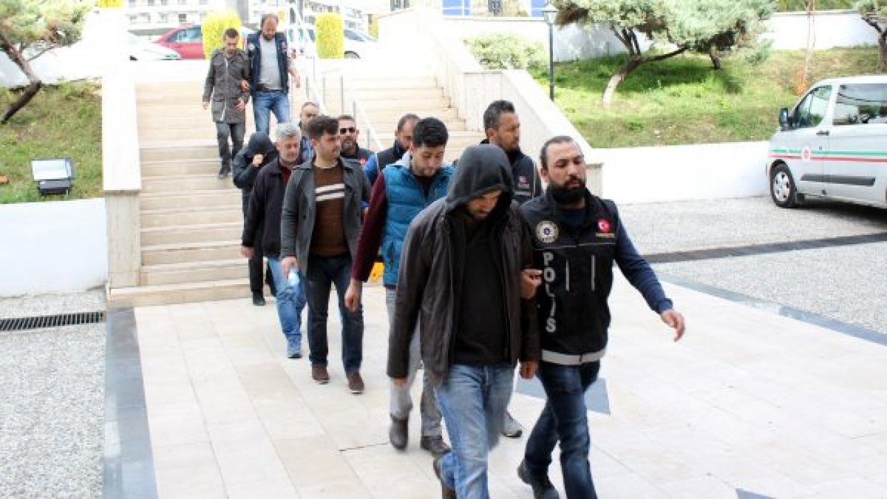 7 asker FETÖ’den tutuklandı