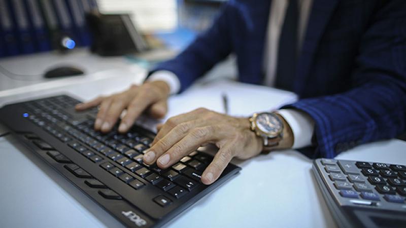 Aile ve Sosyal Hizmetler Bakanlığı'na 8 bin personel alımı bayramdan önce yapılacak