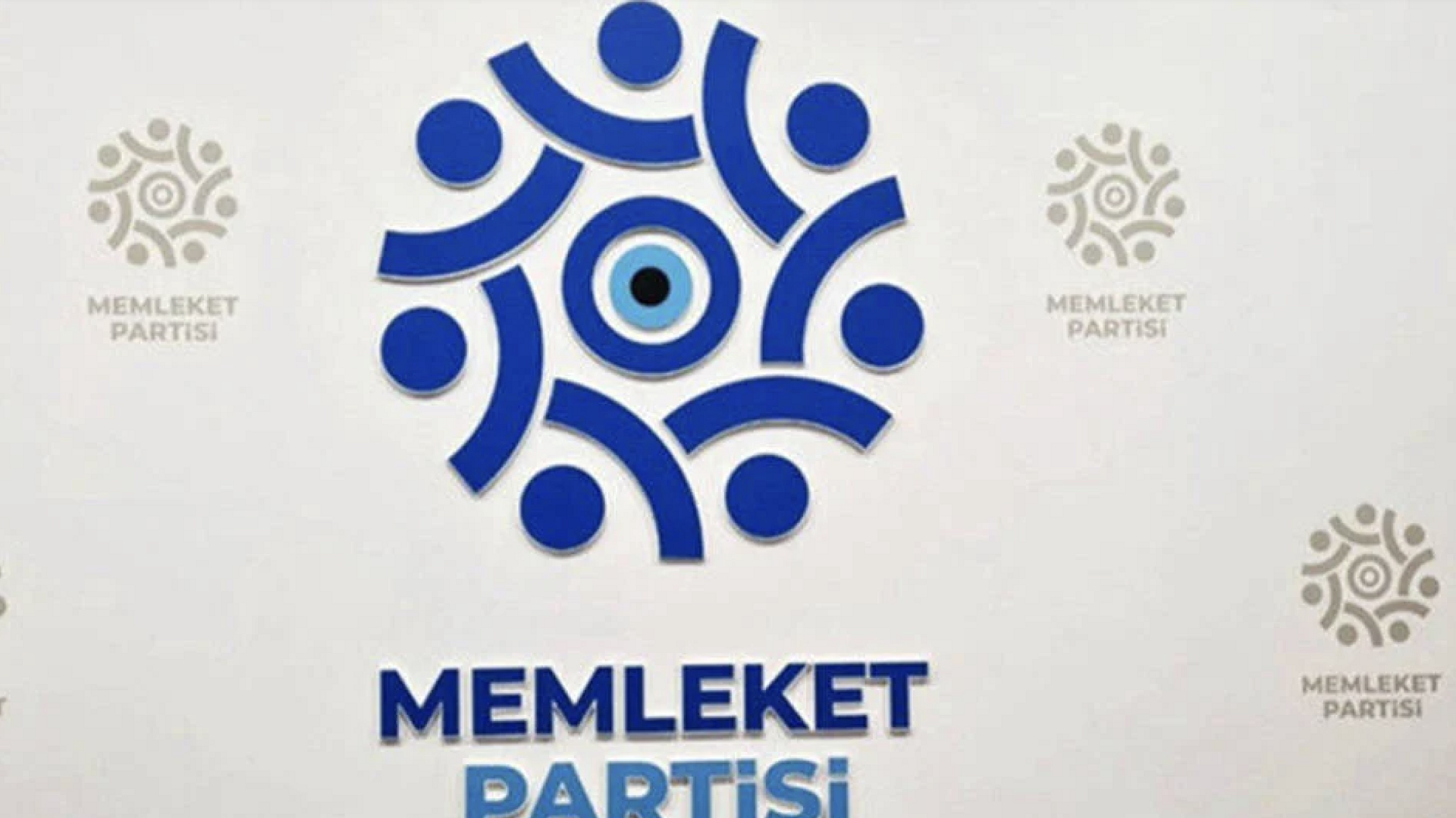 Memleket Partisi'nde flaş istifa