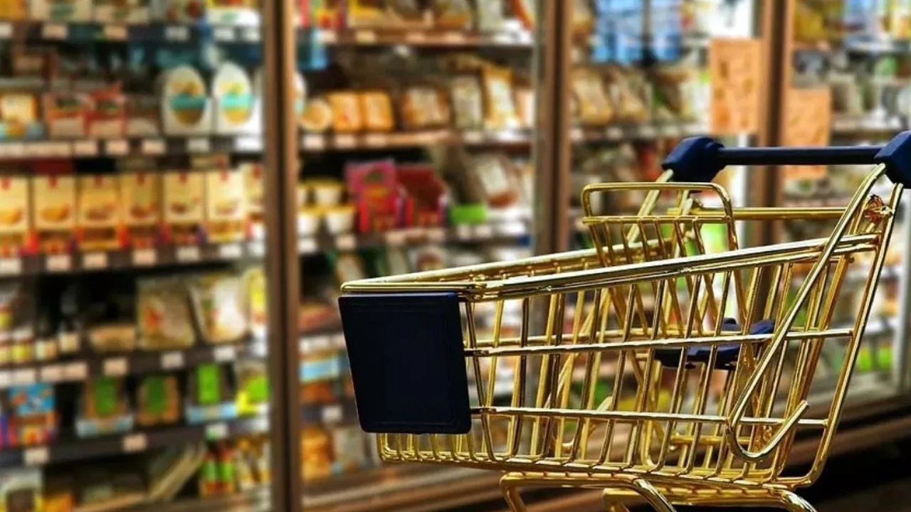 Ünlü market zinciri iflas etti!