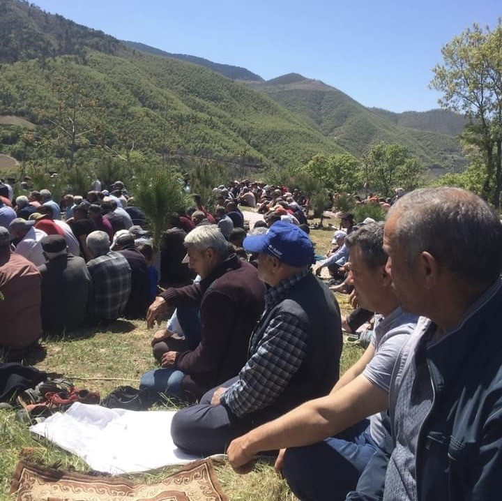 5 bin kişi yağmur duasına çıktı