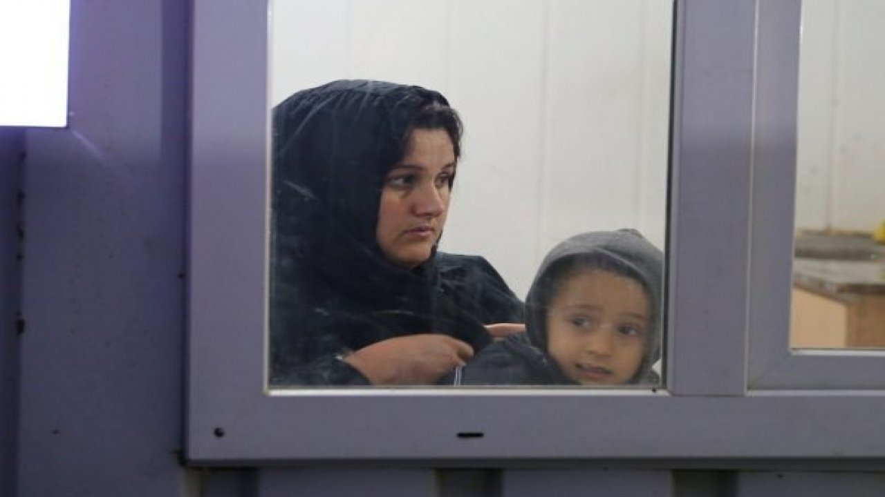 7 Suriyeli kaçak ve organizatör yakalandı