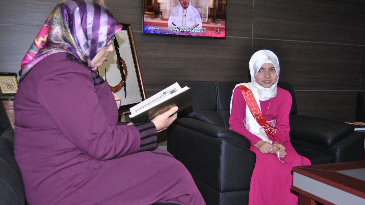 10 yaşında hafız oldu