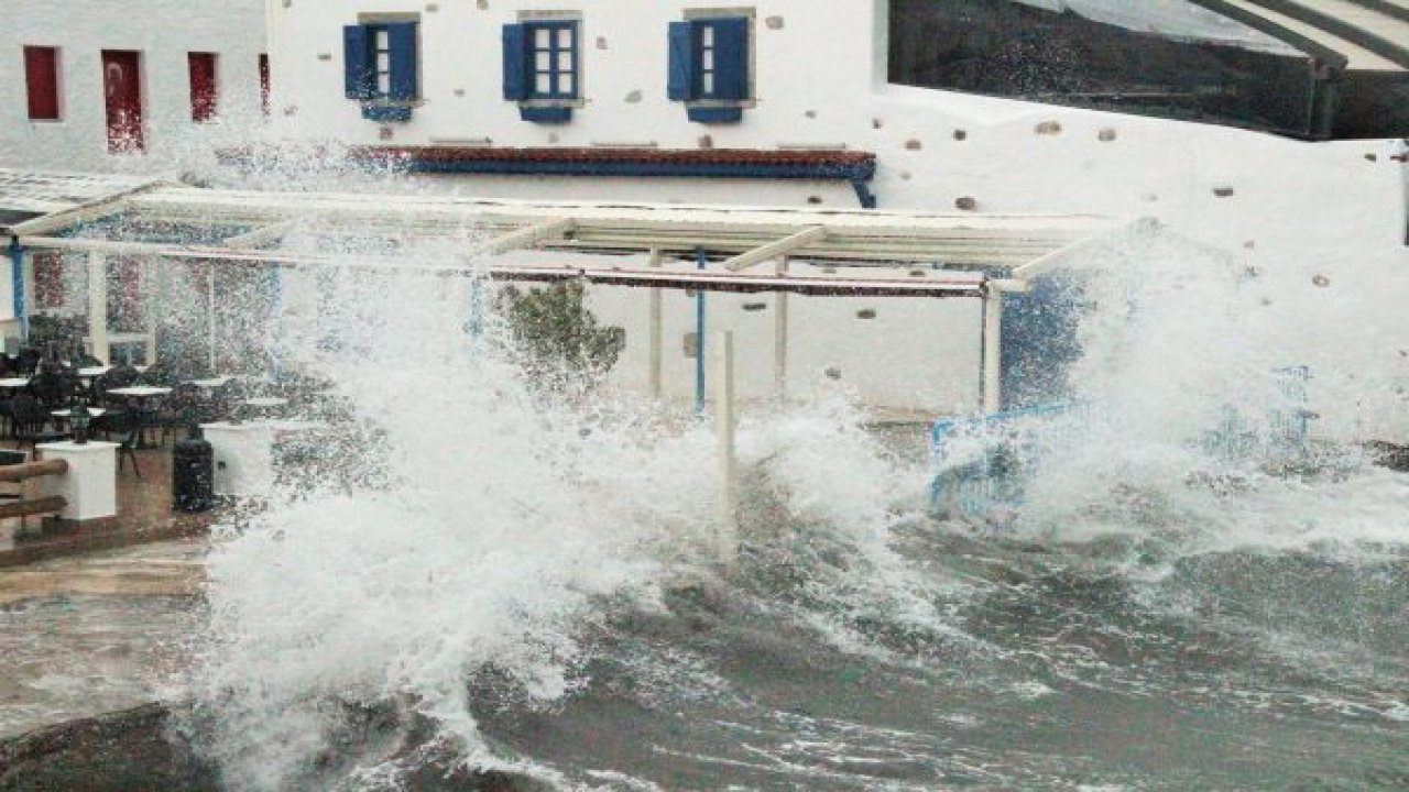 Bodrum'da fırtına ve yağış