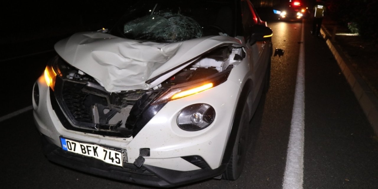 Aracın çarptığı yaşlı adam 30 metre savrularak hayatını kaybetti