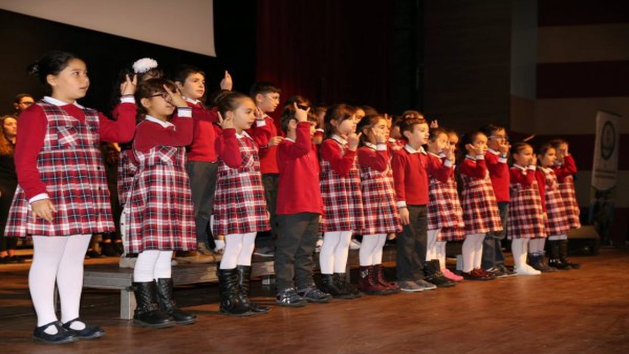 Bayrağımın Altında Ne Var Projesi