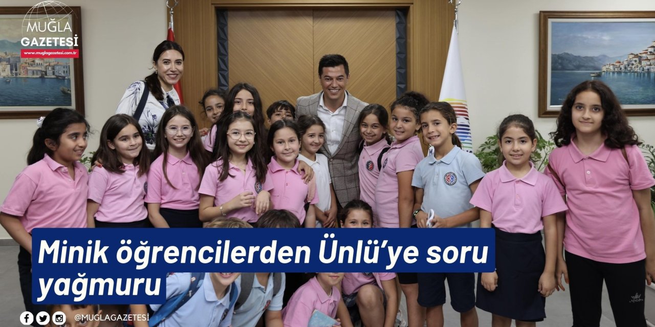 Minik öğrencilerden Ünlü’ye soru yağmuru