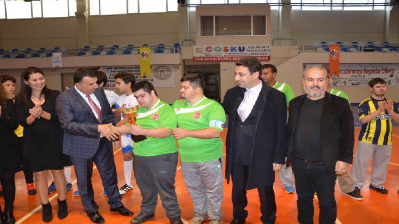 “Engelsiz Dostluk” Maçı