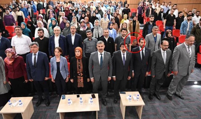İstiklal Marşı okunurken ayağa kalkmayan araştırma görevlisiyle ilgili yeni gelişme